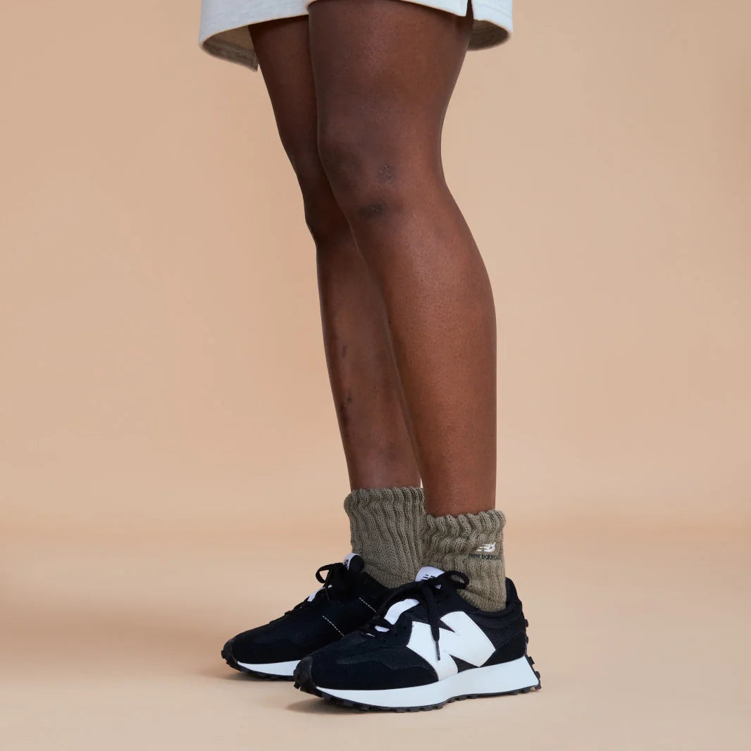 327 New Balance Negro - Unisex