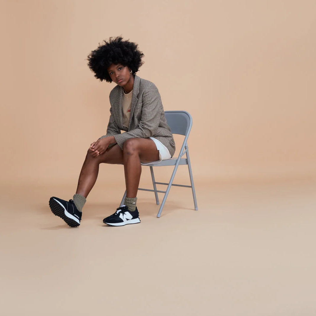 327 New Balance Negro - Unisex
